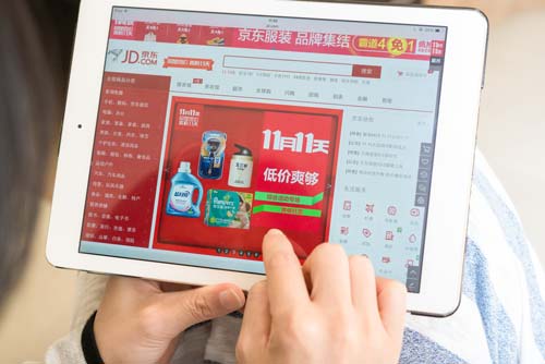 e-commerce-internacional-en-una-tablet-500×334